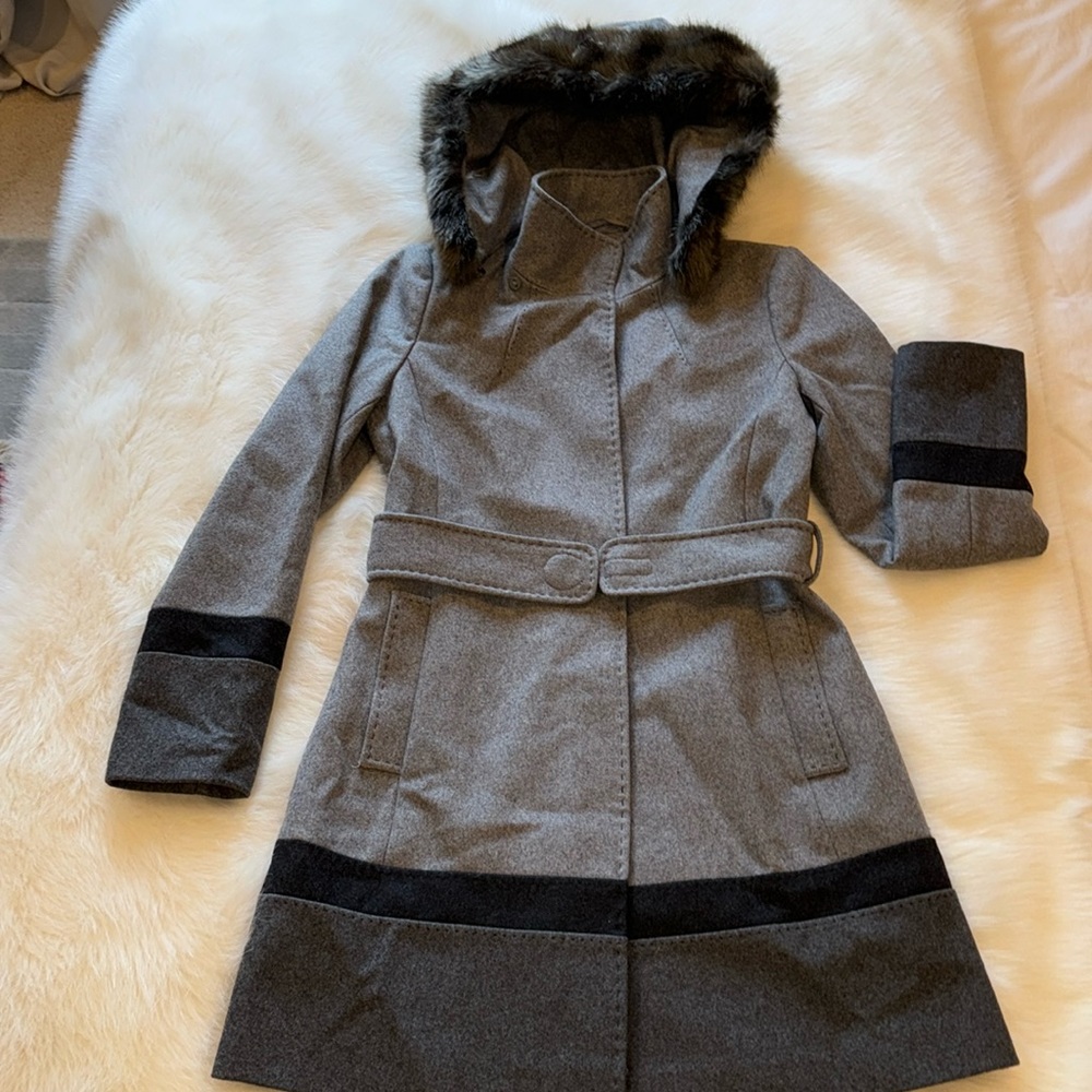 Via Spiga gray/black trench coat. Size 6